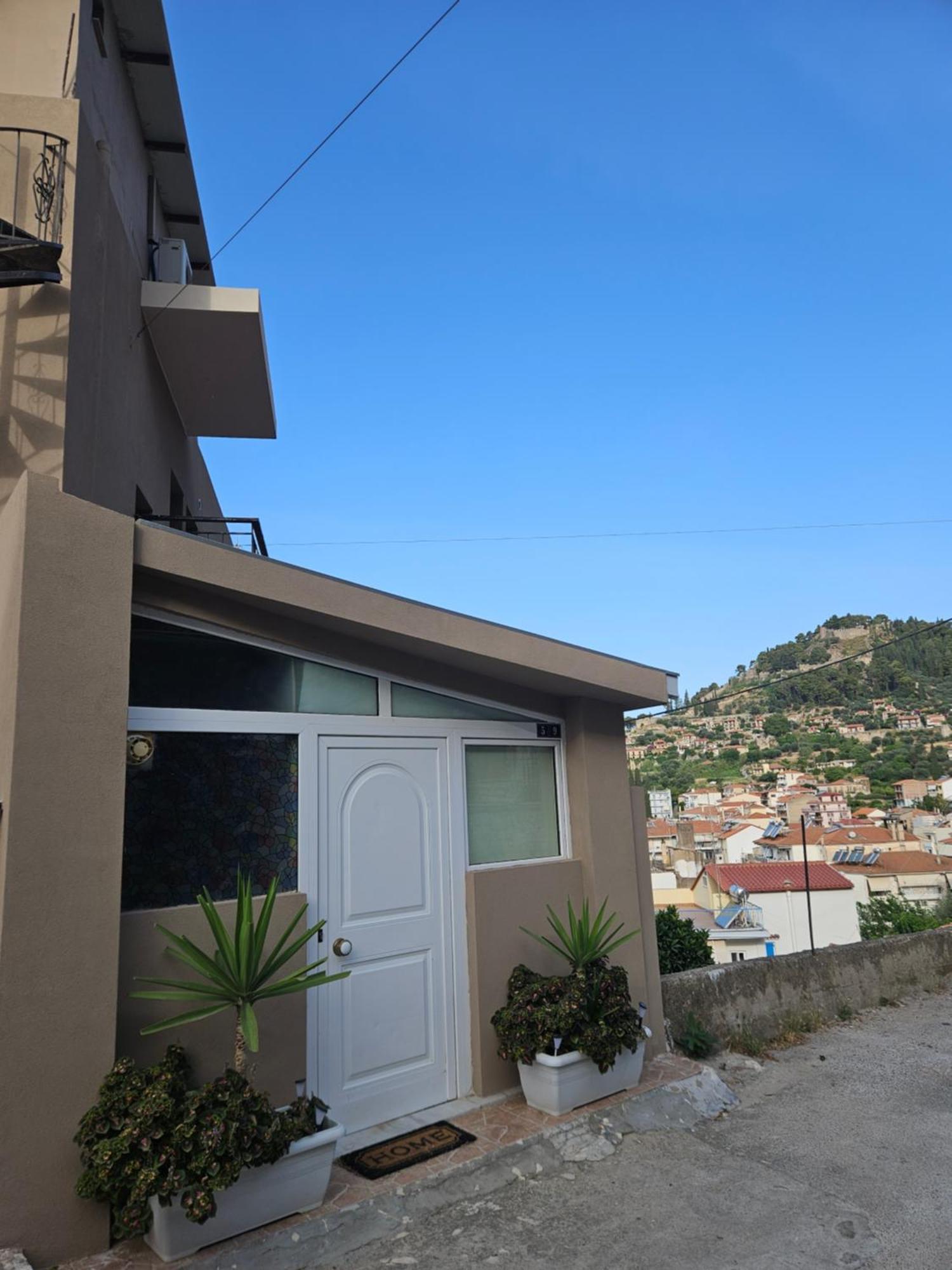 Με Θέα Το Κάστρο Διαμέρισμα Ναύπακτος Εξωτερικό φωτογραφία